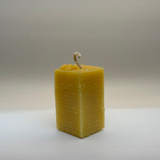 Rectangular Comb W/Bee Candle